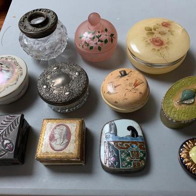 Vintage Vanity Lot