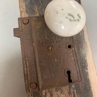 Handmade Shabby Chic Art Antique Door Knobs/Lock