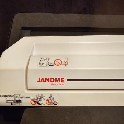 Janome Horizon Memory Craft 15000 Embroidery Attachment & Hoops (BGB-JS)