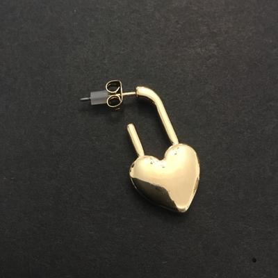 Very nice unique heart shaped safety pin, gold tone earrings