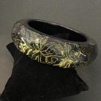 Vintage big thick chunky bangle bracelet