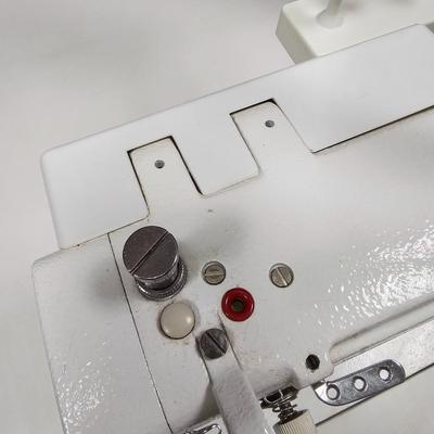 Janome Artistic Quilter SD18 Sit-Down Long-Arm Quilting Machine (BF1-JS)