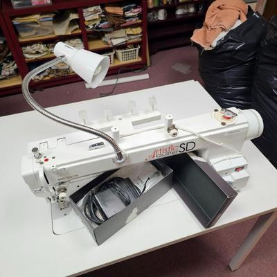 Janome Artistic Quilter SD18 Sit-Down Long-Arm Quilting Machine (BF1-JS)