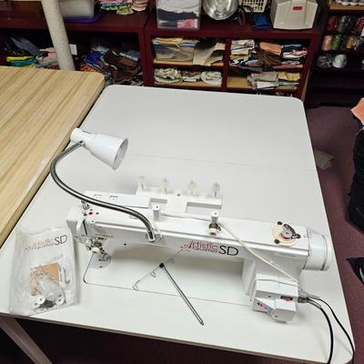 Janome Artistic Quilter SD18 Sit-Down Long-Arm Quilting Machine (BF1-JS)