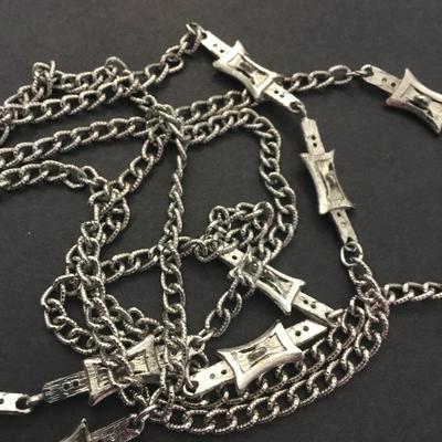 Vintage silver tone necklace