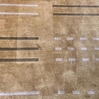 Large Geometric 9’ x 12’ Wool Rug (BD-RG)