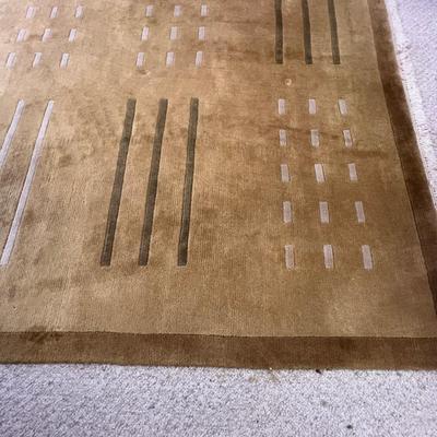 Large Geometric 9’ x 12’ Wool Rug (BD-RG)