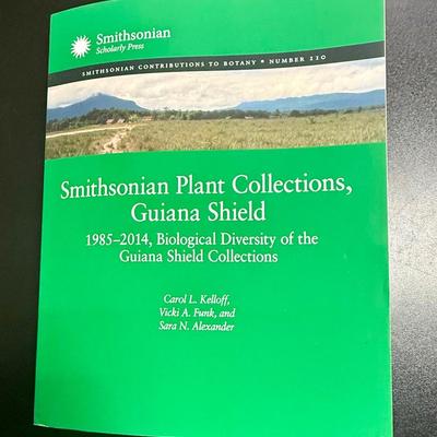 Smithsonian Institution - Scholarly Press Books