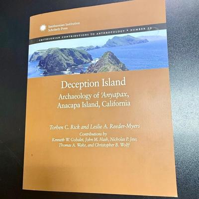 Smithsonian Institution - Scholarly Press Books