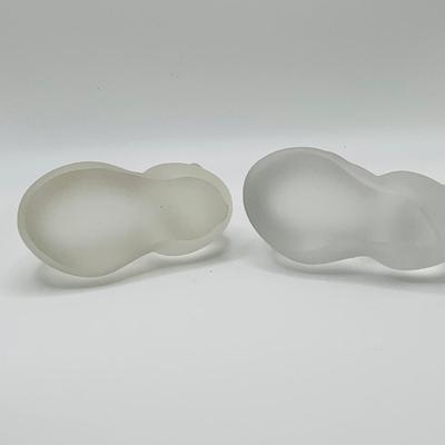 LOT 2: Lenox Tawny. Tigress Glass Cat, Two (2) Lenox Frosted Glass Cats and Iridescent Cat Figure