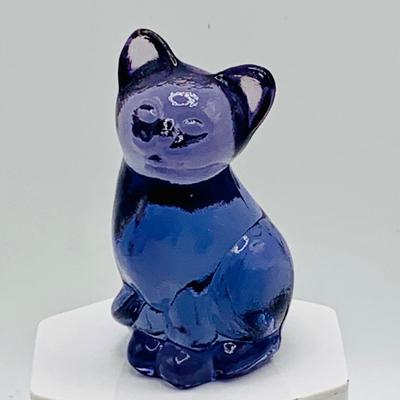 LOT 8: Collection of Glass/Crystal Figures/Paperweights by Orrefors, Fenton and More