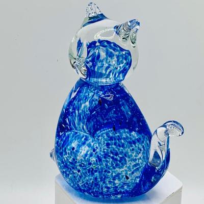 LOT 8: Collection of Glass/Crystal Figures/Paperweights by Orrefors, Fenton and More