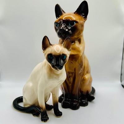 LOT 10: Collection of Two (2) Porcelain Siamese Cat Figurines by Hagen-Renaker and Shafford