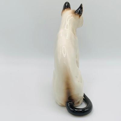 LOT 10: Collection of Two (2) Porcelain Siamese Cat Figurines by Hagen-Renaker and Shafford