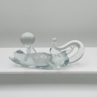 LOT 15: Assortment of Art Glass and Crystal Cat Figures