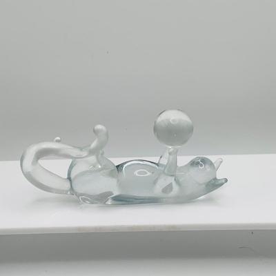LOT 15: Assortment of Art Glass and Crystal Cat Figures