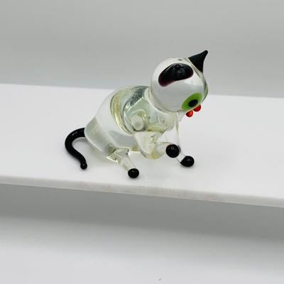 LOT 15: Assortment of Art Glass and Crystal Cat Figures