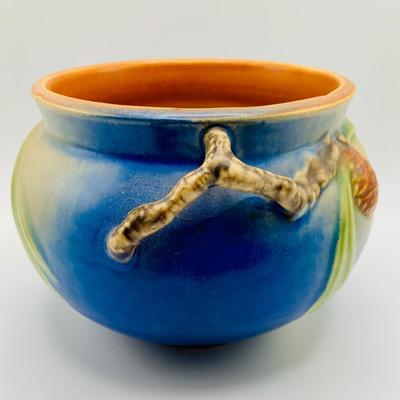 LOT 20: Roseville Blue Pinecone Bowl