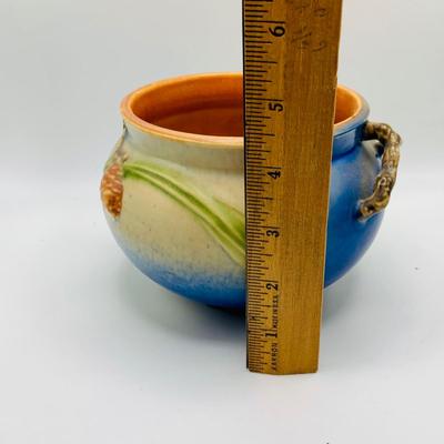 LOT 20: Roseville Blue Pinecone Bowl