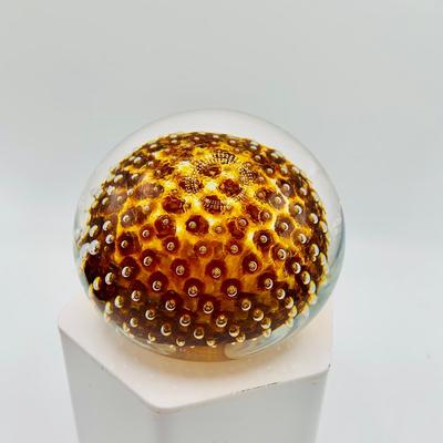 LOT 22: Amber Glass Swan, Signed Paperweight, ACC Crystal Art Glass Cat and Emerald Green Art Glass Paperweight