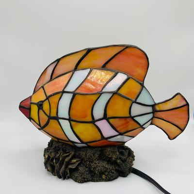 LOT 23: Vintage Stained Glass Fish Table Lamp
