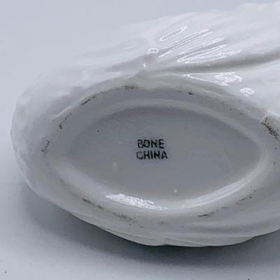 LOT 26: Seascapes and Swans - Set of Two (2) Swan Porcelain Dishes by Goebel and Other and Two (2) Framed Seascapes One by Raul Bancod