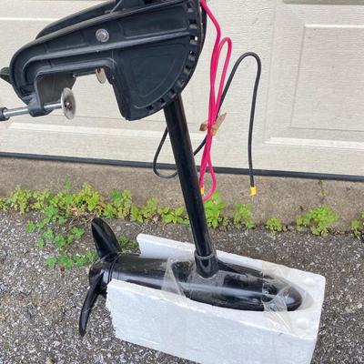 LOT 59: Outsunny 55 lbs Thrust Electric Trolling Motor