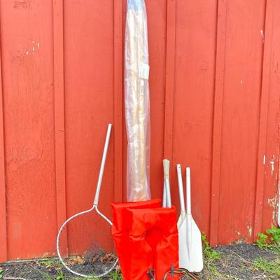 LOT 60: Crooked Creek Paddle Company Model C10765 Wooden Oars (NIP), Life Jackets, Metal / Plastic Oars and Fishing Net