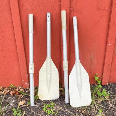 LOT 60: Crooked Creek Paddle Company Model C10765 Wooden Oars (NIP), Life Jackets, Metal / Plastic Oars and Fishing Net