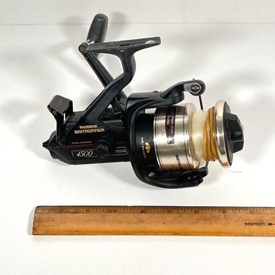 LOT 75: Shimano Baitrunner 4500B Super Stopper II Fishing Reel