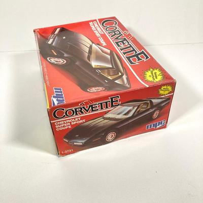 LOT 76: Vintage Toy Corvette Model Collection - 53 AMT Ertl, 62 AMT Ertl and MPC Super Sport Coupe