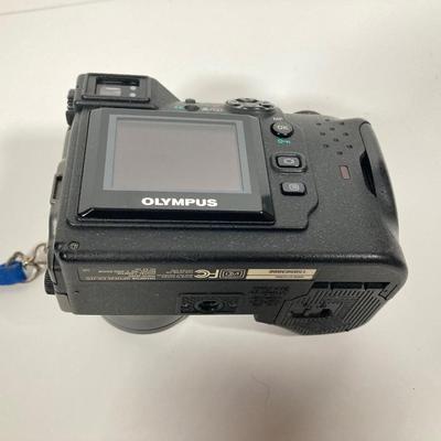 LOT 78: Sony Digital Camera Model DSC-H300 and Olympus Digital Camera Model C-3000 Zoom with Samsonite Carrying Case