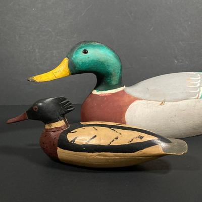 LOT 81: Beautiful Carved Wood Duck / Decoy Collection