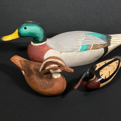 LOT 81: Beautiful Carved Wood Duck / Decoy Collection