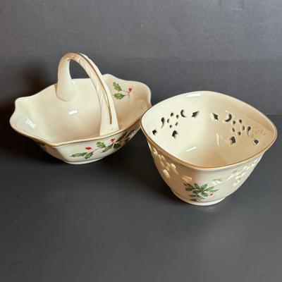 LOT 83: Holiday Lenox Collection