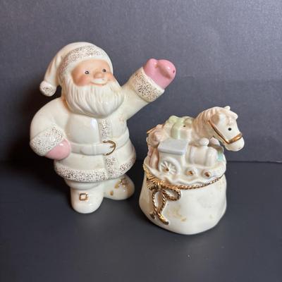 LOT 83: Holiday Lenox Collection