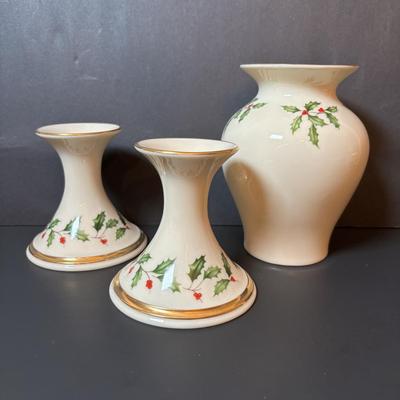 LOT 83: Holiday Lenox Collection