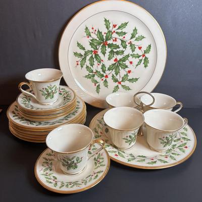 LOT 84: Lenox Christmas Holly Berry Collection: Dessert Plates, Teacups & Saucers, Serving Plates