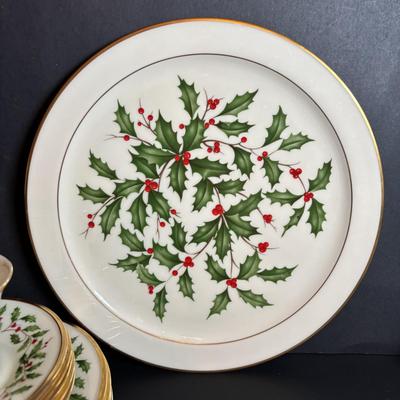 LOT 84: Lenox Christmas Holly Berry Collection: Dessert Plates, Teacups & Saucers, Serving Plates