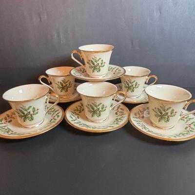 LOT 84: Lenox Christmas Holly Berry Collection: Dessert Plates, Teacups & Saucers, Serving Plates