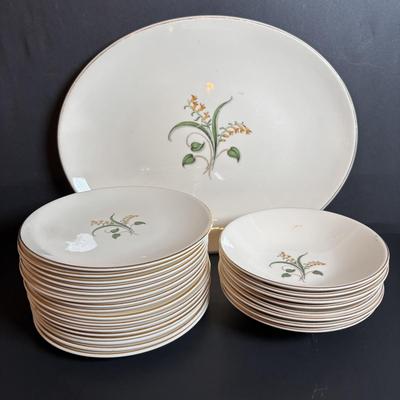 LOT 85: Vintage Knowles Forsythia Collection