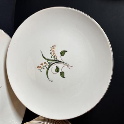 LOT 85: Vintage Knowles Forsythia Collection
