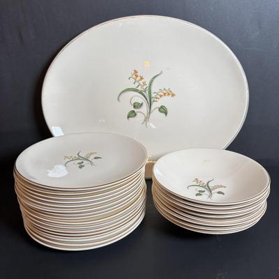 LOT 85: Vintage Knowles Forsythia Collection
