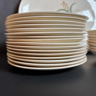 LOT 85: Vintage Knowles Forsythia Collection