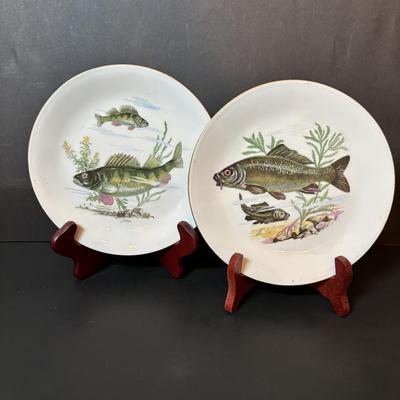 LOT 87: Vintage Bavaria, Germany Trout Plates, Signed Lotus Flowers/Bird Painting & Freeman & McFarlin Ceramic Candlestick