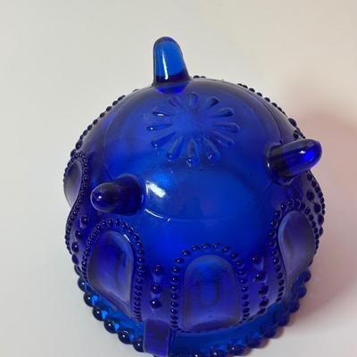 LOT 93: Colbalt Blue Collection: Westmoreland Small Footed Trinket Dish w/Lid, Hofbauer Brydes Three Footed Candy Dish & Home Decor...