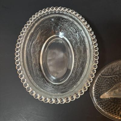 LOT 97: Vintage Amberia Lidded Turkey Dish & Hen on a Nest