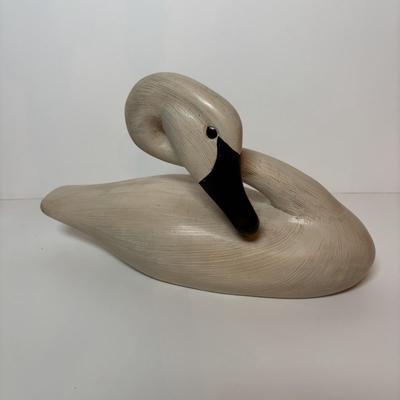 LOT 99: MCM Studio Art Glass Spaghetti String Green Artisan Vase, Wooden Resting Swan 1986 The Boyds Collection & Votive Candle Lantern
