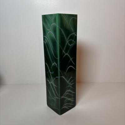 LOT 99: MCM Studio Art Glass Spaghetti String Green Artisan Vase, Wooden Resting Swan 1986 The Boyds Collection & Votive Candle Lantern