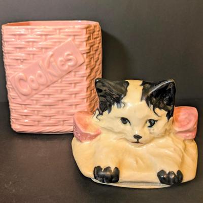 LOT 119: Vintage McCoy Kitten in Pink Basket Cookie Jar